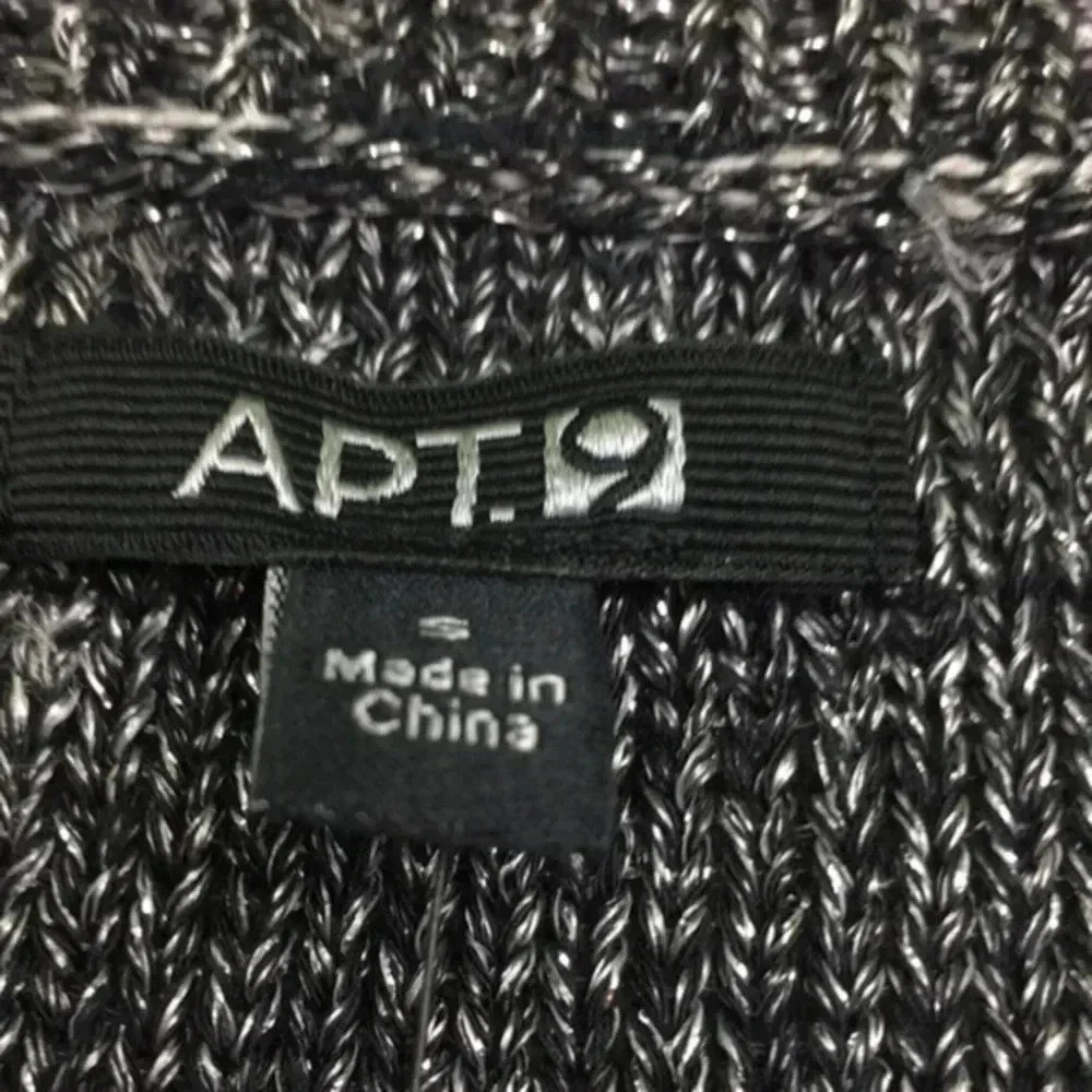 APT. 9 ladies blouse    s - Picture 3 of 16